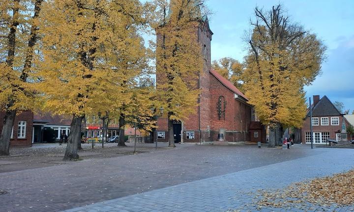 Eiscafe am Kirchplatz